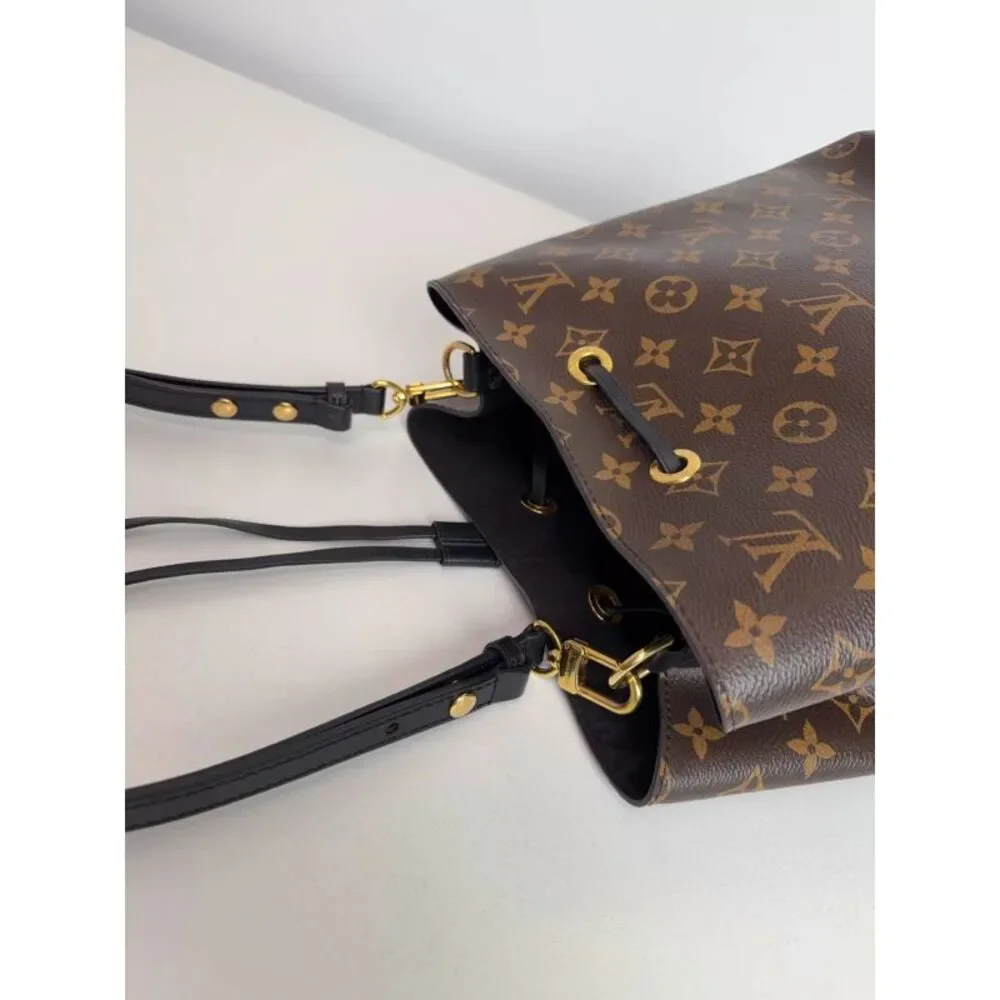Louis Vuitton Women Pre-Loved Bag Very Good Condition